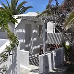 Rodakas Hotel