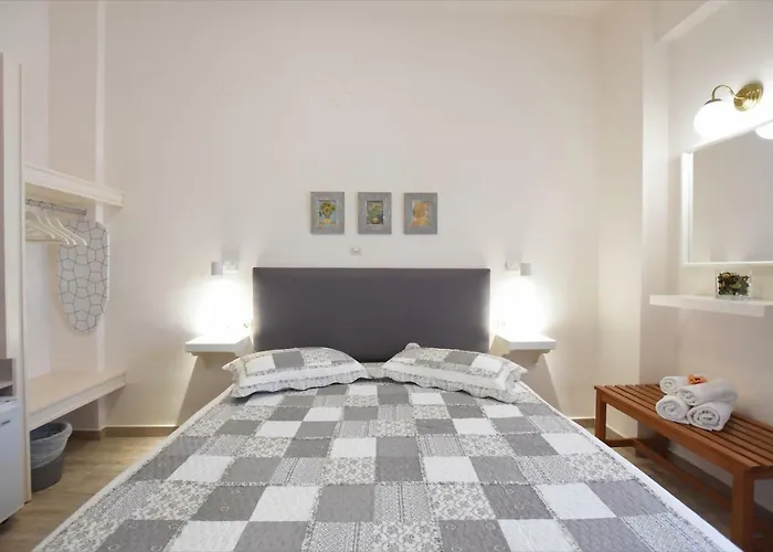 Ξενοδοχείο Rodakas 3*