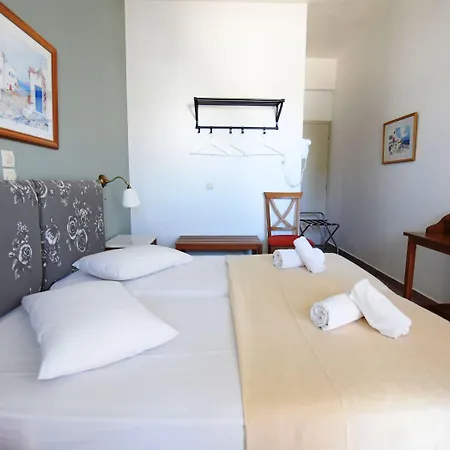 Rodakas 3* Akrotírion