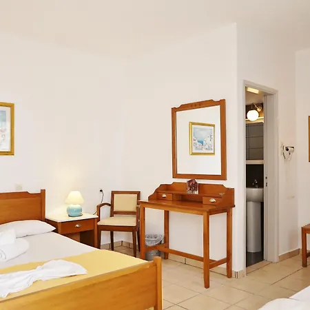 Rodakas 3* Akrotírion