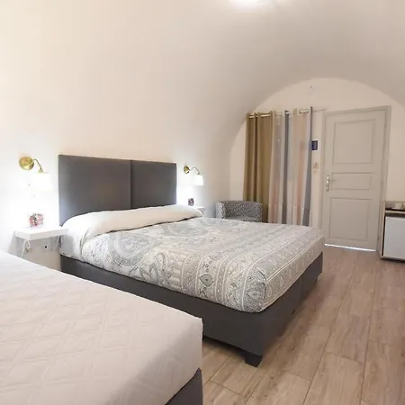 Rodakas Szálloda 3*