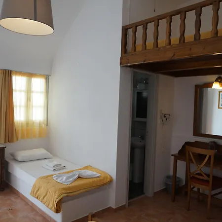 Rodakas Hotel Akrotírion