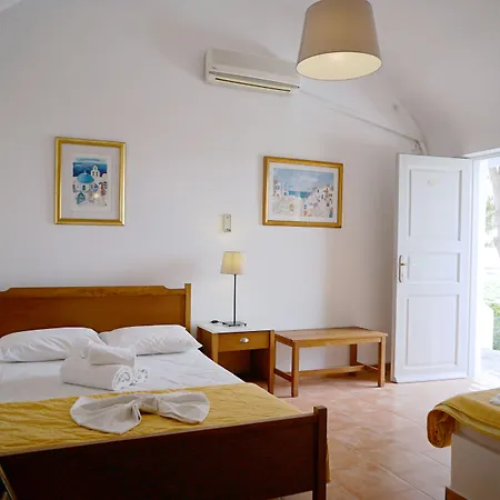 Rodakas 3* Akrotírion