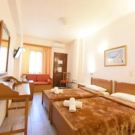 Rodakas 3* Akrotírion