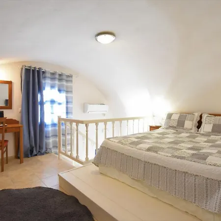 Rodakas 3* Akrotírion