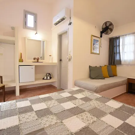 Rodakas Hotel Akrotírion