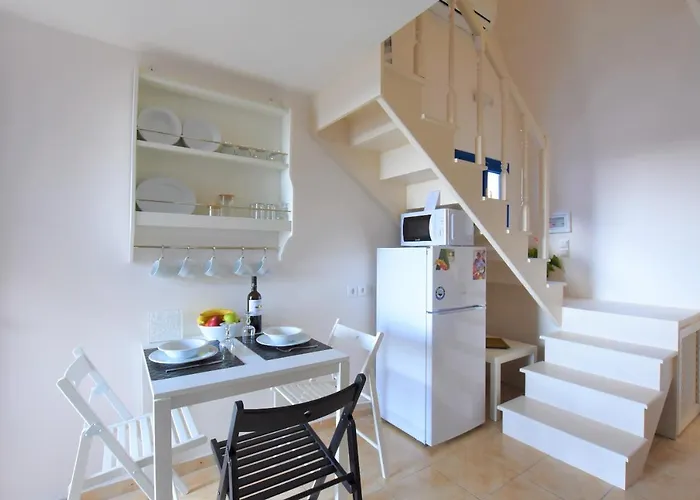 Rodakas 3* Akrotiri (Santorini)