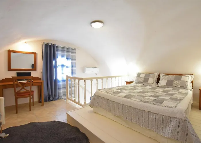 Rodakas 3* Akrotiri (Santorini)