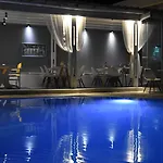 洛达卡斯酒店 Akrotírion