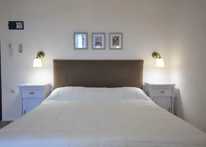 洛达卡斯酒店 3*